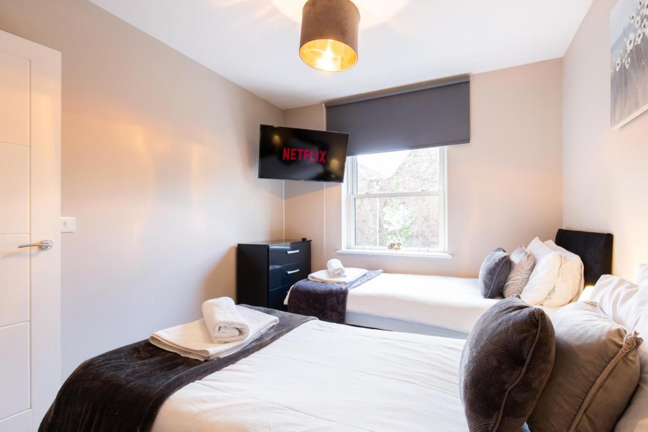 Apartment Velvet 2-bedroom Apartment, Conduit Lane, *
